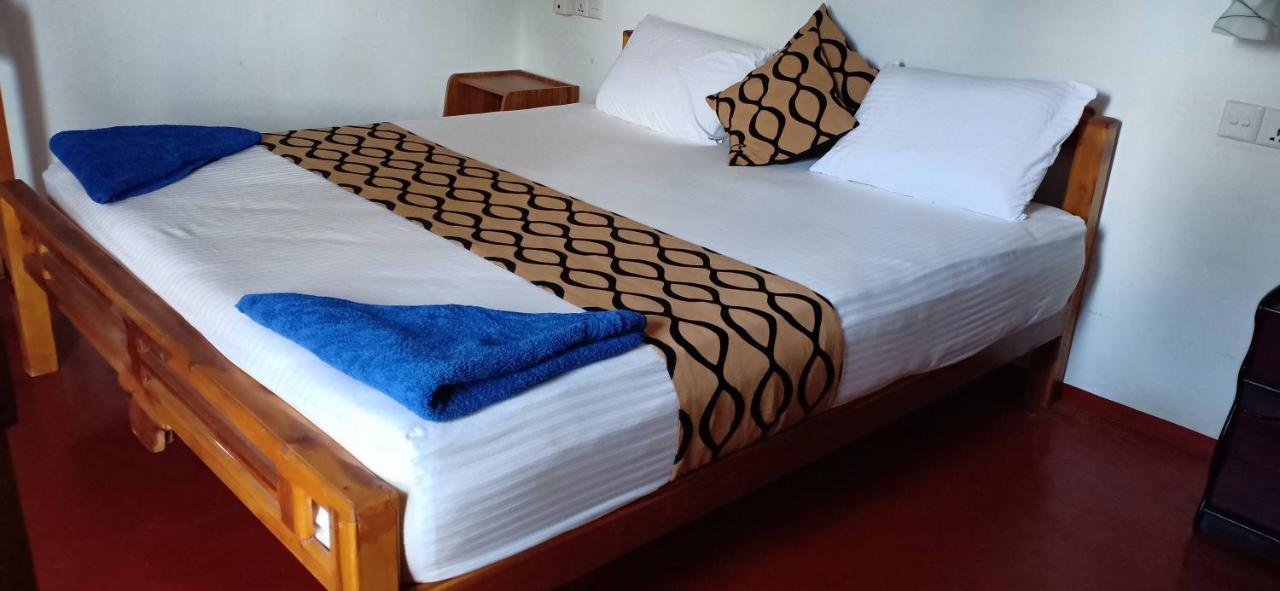 Surf & Sand Hotel Arugambay อารูกัมเบย์ ภายนอก รูปภาพ