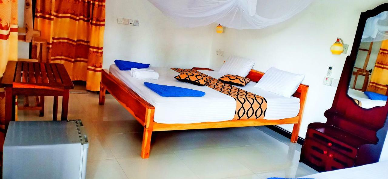 Surf & Sand Hotel Arugambay อารูกัมเบย์ ภายนอก รูปภาพ